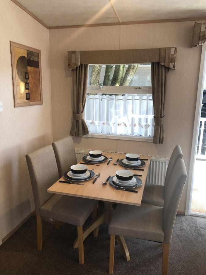 Mudeford Beach Lodge Esterno foto